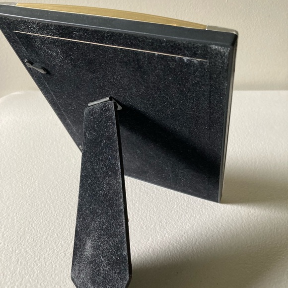 Picture Frame Metal Gold Silver Tabletop Contemporary Design - Picture 4 of 9